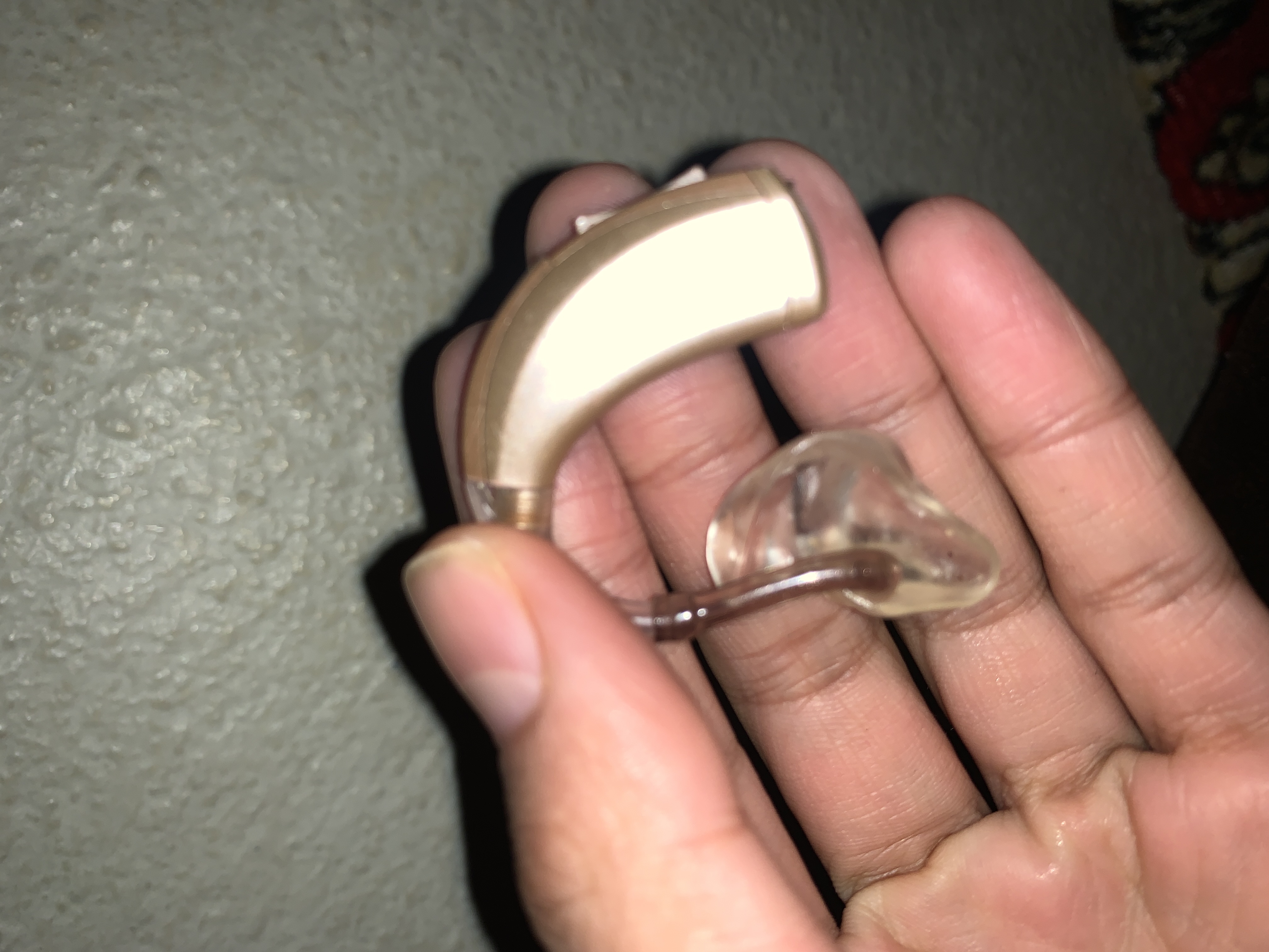 الله يرحم الوالدين لي لقاها يتواصل معاي شي شهراين شهر او…