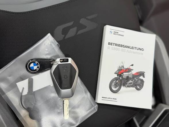 Cle moto bmw et cle simple sans porte cles